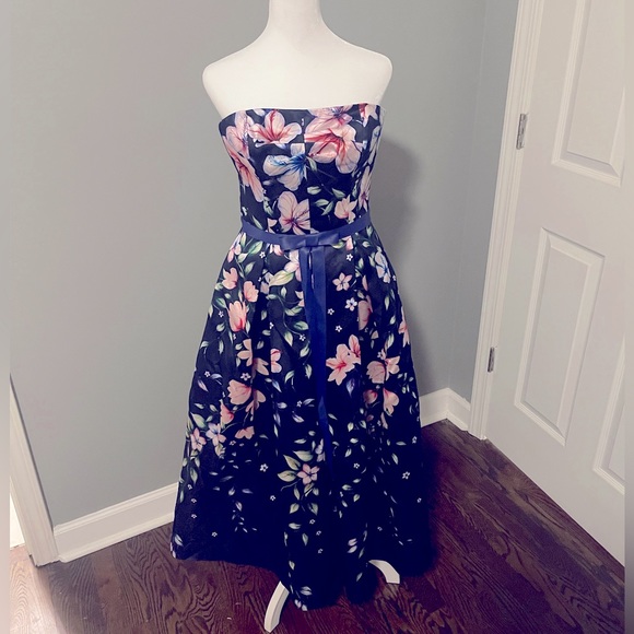 NWT Never Worn Marchesa Notte Mikado Strapless Navy Floral Tea Length Gown Sz 6 - Picture 1 of 9